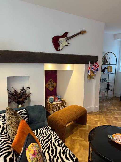 Quirky Getaway @ The Old Bakery Vakantiehuis Bristol